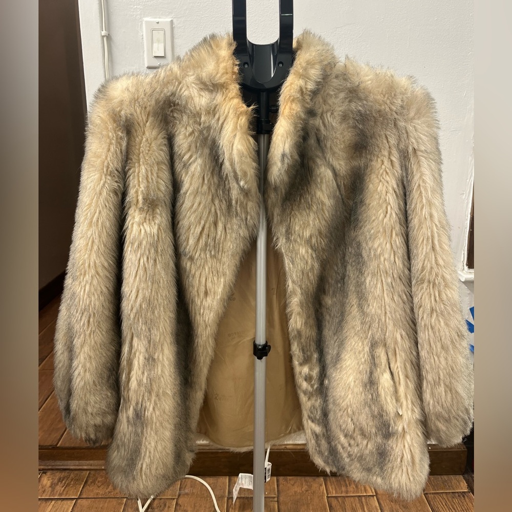 Elegant Vintage Faux Fur Coat